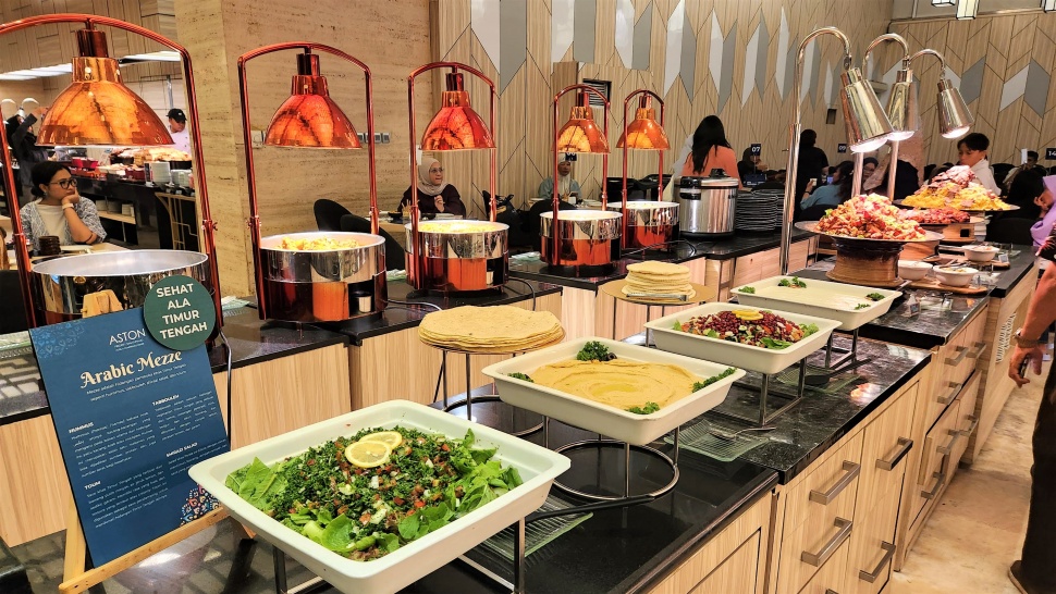 Menu Ramadan Story di Aston Priority Simatupang Hotel & Conference Center. (dok. Aston)