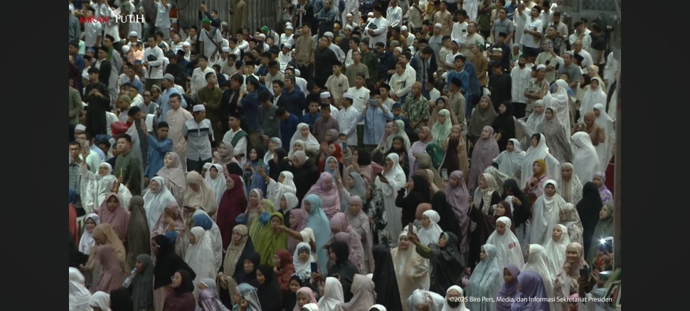 Prabowo tiba di Masjid Istiqlal (Suara.com/Novian A)