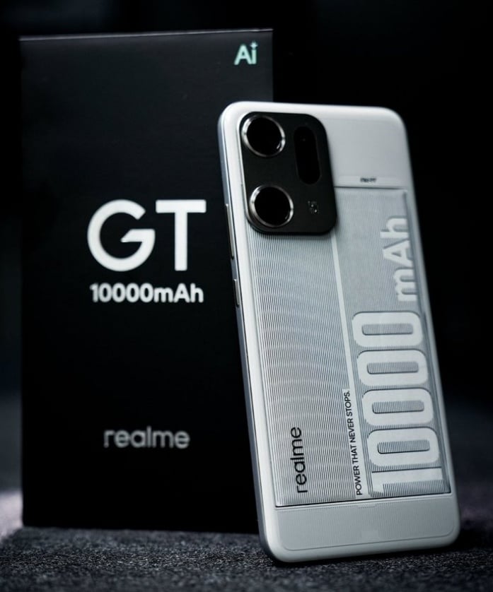 Realme GT 10000 mAh. (Realme)