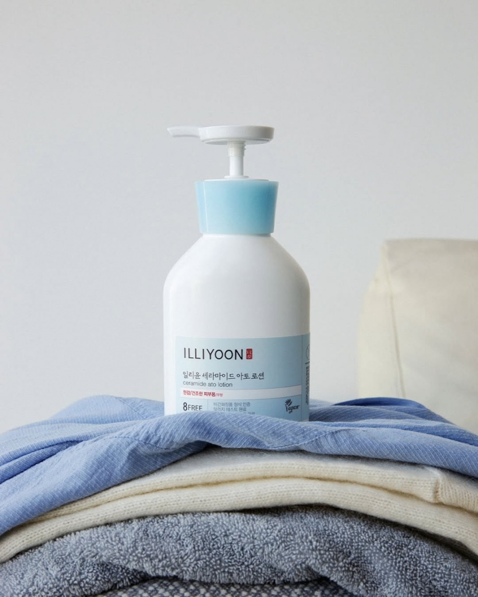 Rekomendasi Moisturizer Ukuran Gentong, Murah Meriah dan Hemat untuk Berbulan-bulan - ILLIYOON Ceramide Ato Lotion 350 ml (Instagram/ @illiyoon.indonesia)