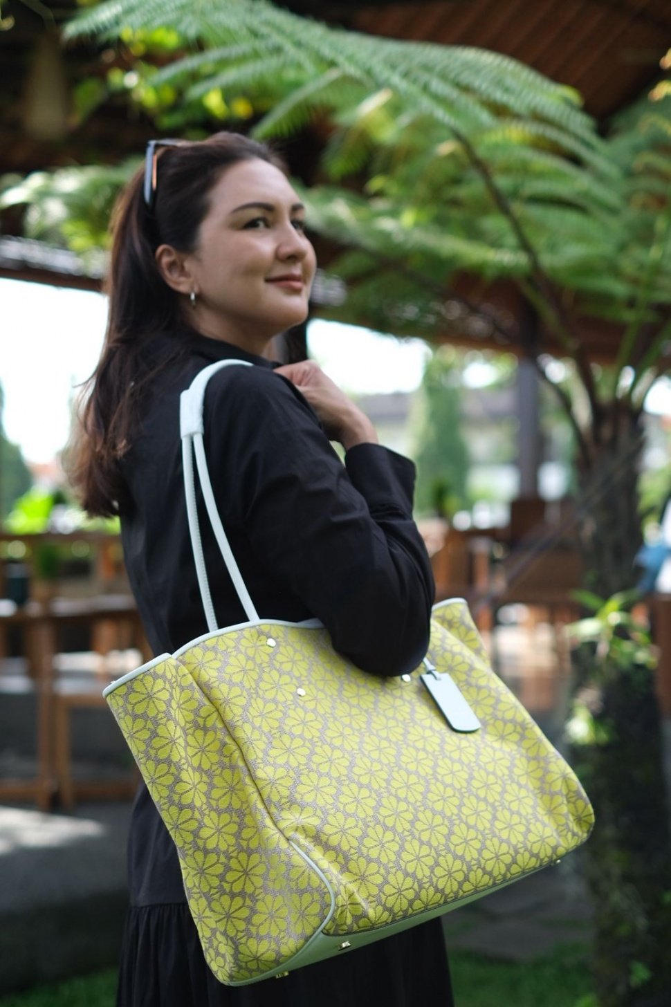 OOTD Donna Agnesia. (dok. Kate Spade)