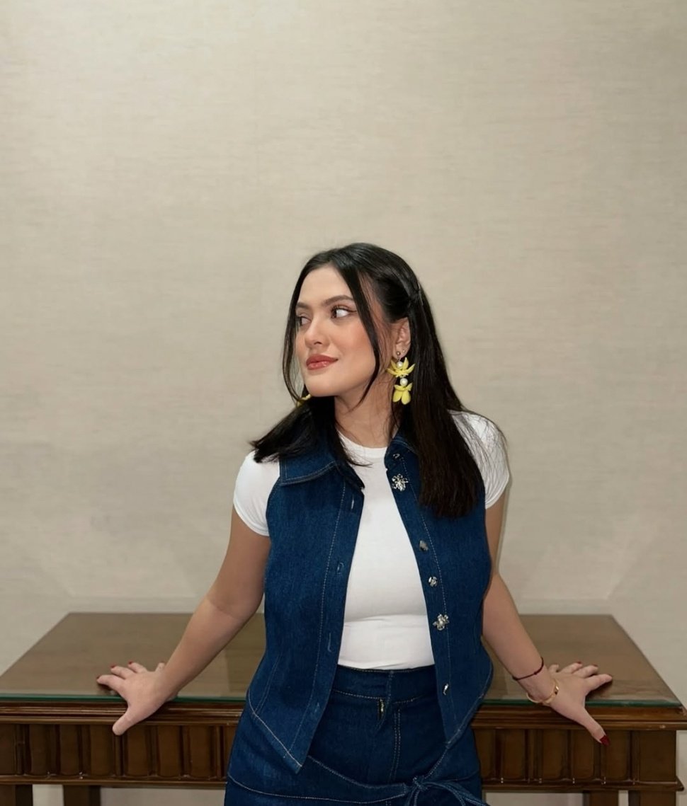 OOTD Marsha Aruan Pakai Vest. (Instagram)