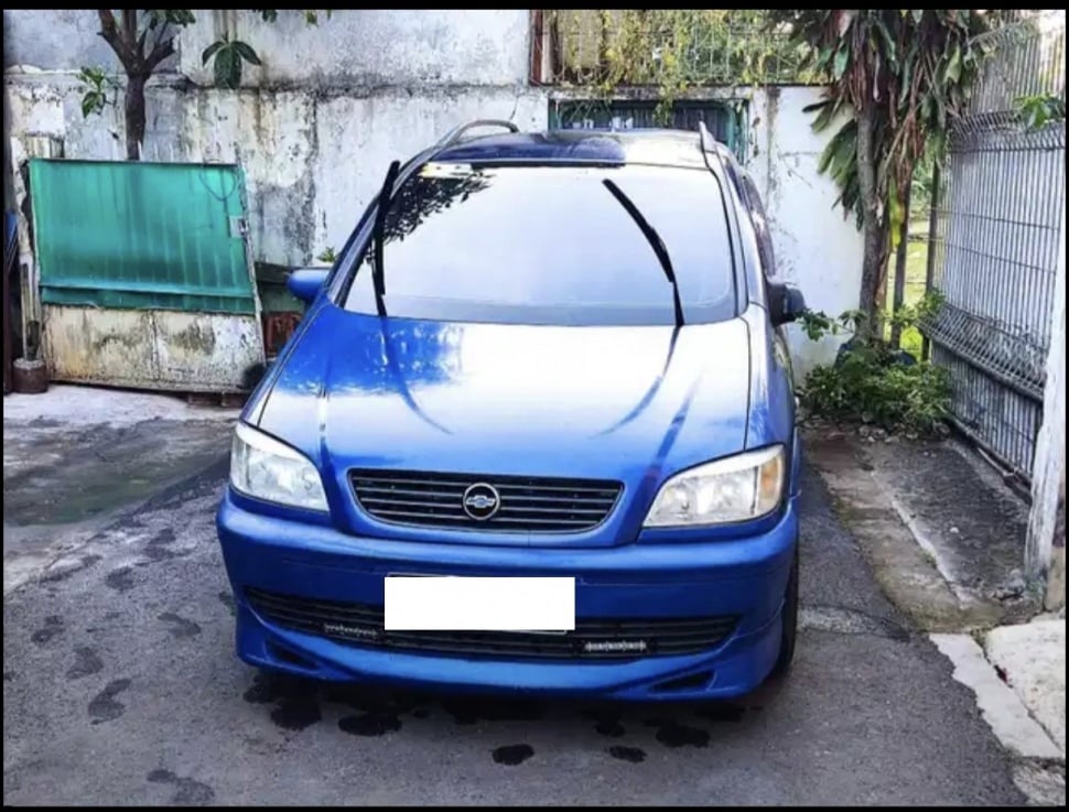 Chevrolet Zafira 1.8 MT 2003. (OLX)