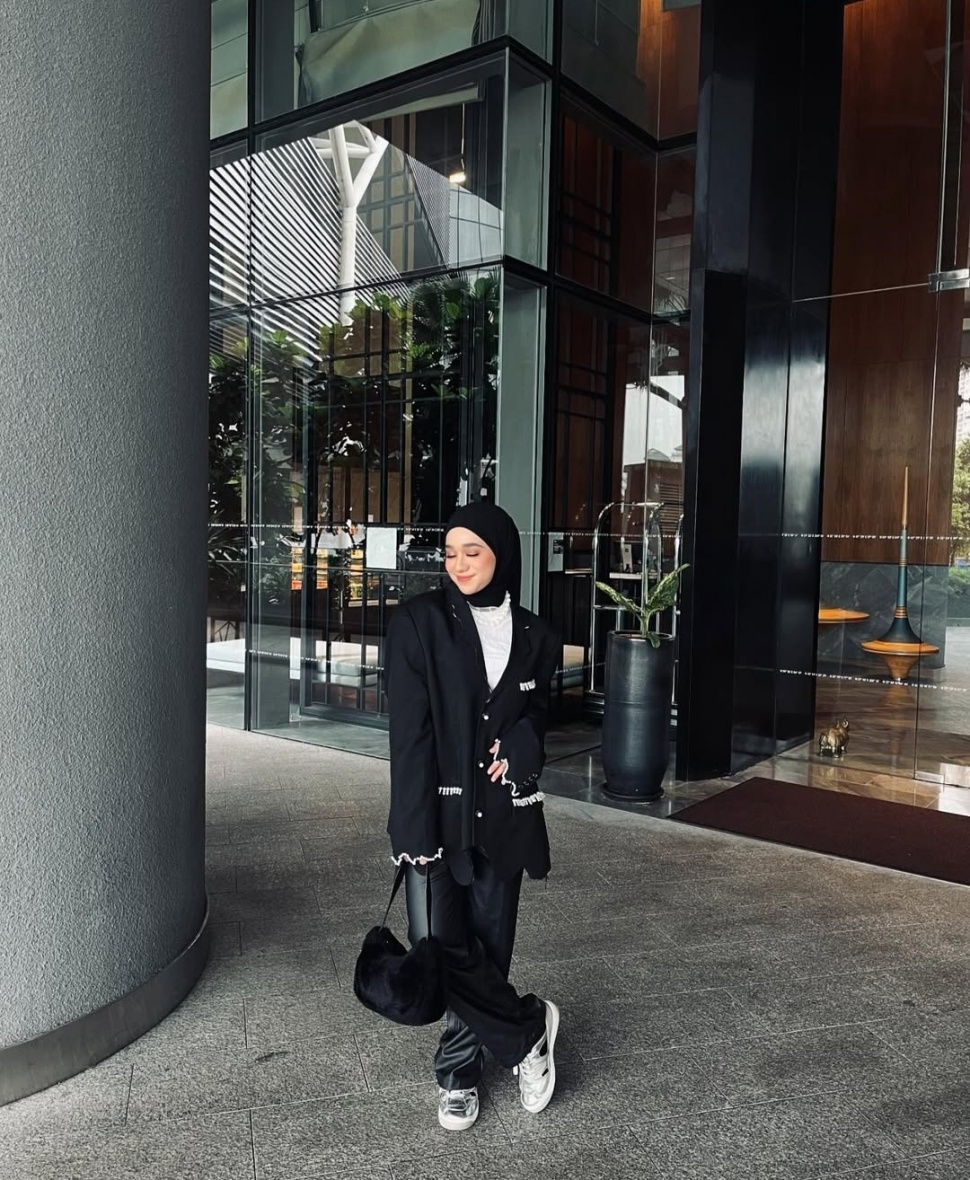 OOTD Hijab Friendly ala Nabila Taqiyyah (Instagram.com/nabilataqiyyah)