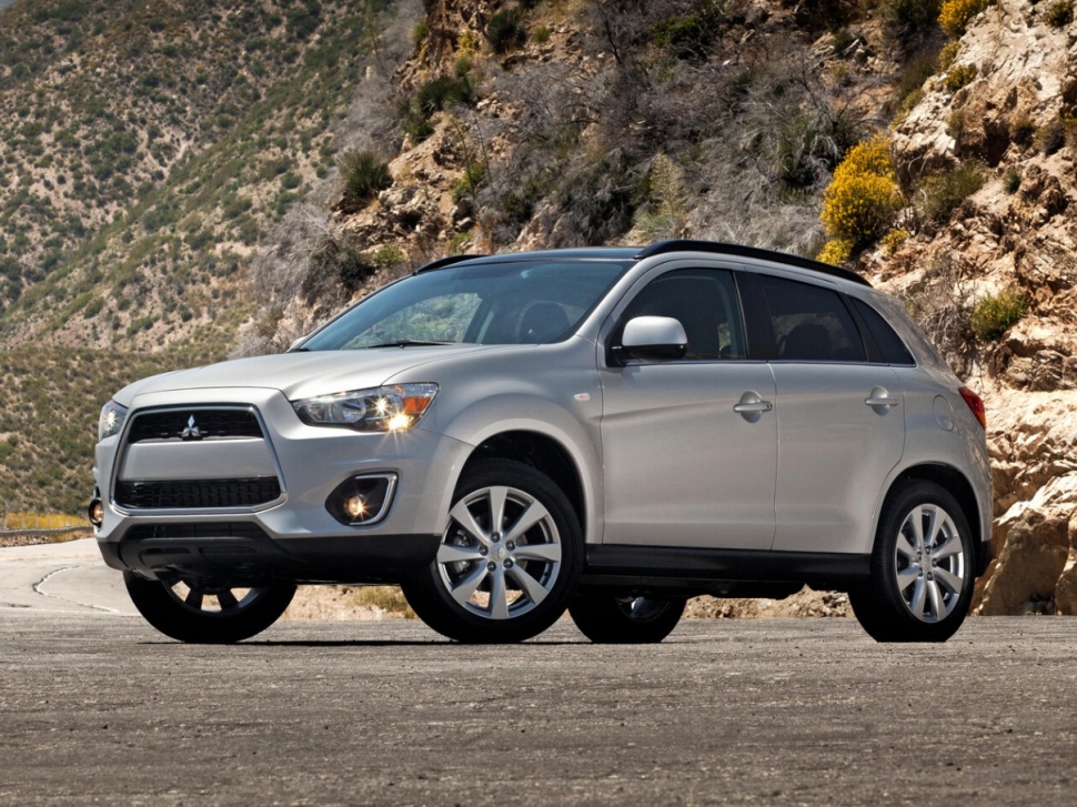 Ilustrasi mobil SUV Mitsubishi Outlander Sport. (Drive Place)