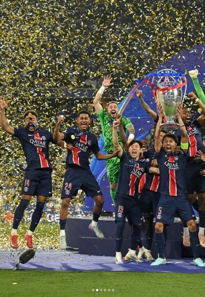 Paris Saint-Germain (PSG) akhirnya berhasil menorehkan sejarah baru dalam dunia sepak bola Eropa setelah meraih gelar juara Liga Champions untuk pertama kalinya. (IG PSG)