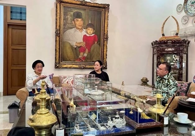 Wakil Ketua DPR Sufmi Dasco Ahmad bertemu dengan Presiden ke-5 RI yang juga Ketua Umum PDI Perjuangan Megawati Soekarnoputri di kediamannya jalan Teuku Umar, Jakarta Pusat. (Foto dok. Dasco)