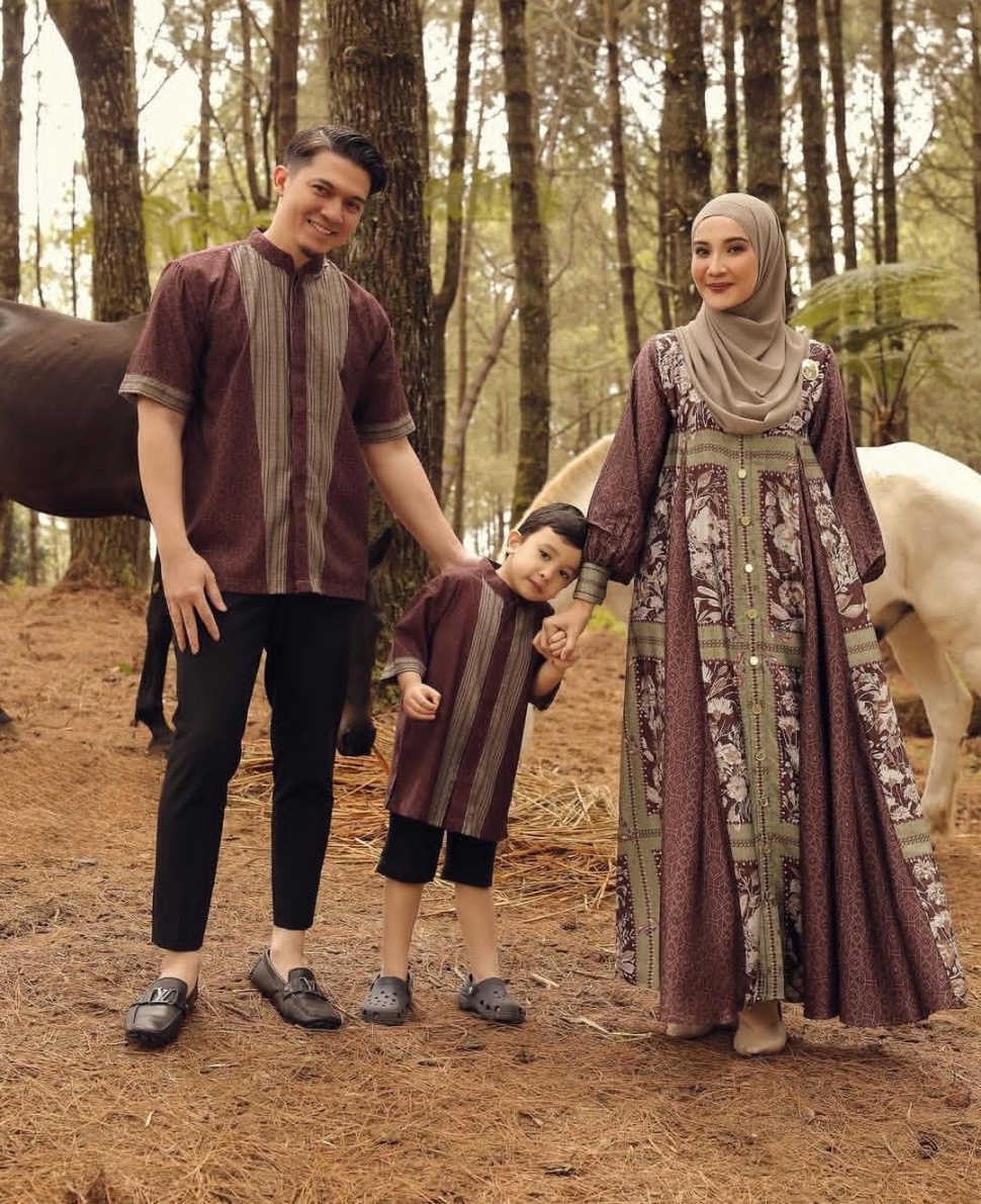 Zaskia Sungkar Jakarta by Zaskia Sungkar (Instagram.com/zaskiasungkarjakarta)