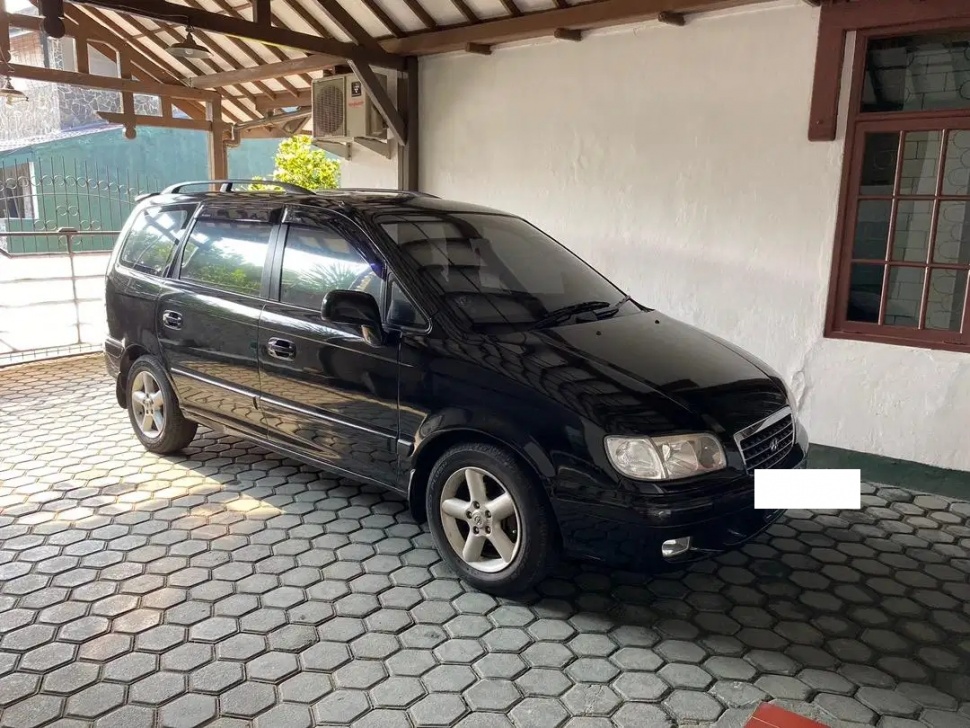 Hyundai Trajet (2002). (OLX)