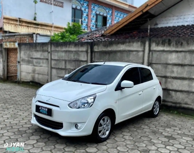 Mitsubishi Mirage 2013 [OLX]