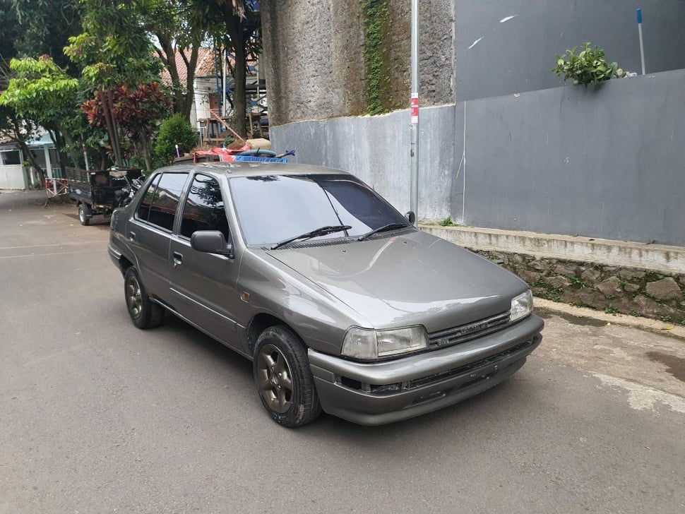Daihatsu Classy (1992). (OLX)