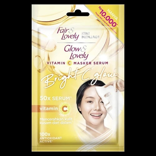 Sheet mask mengandung vitamin C.