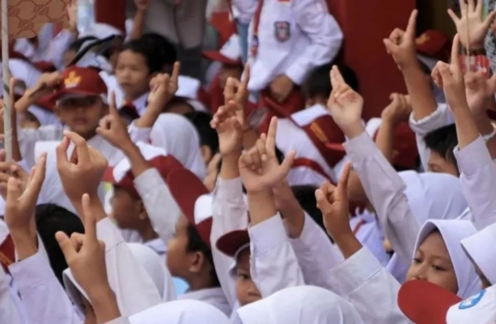 Dedi Mulyadi Hapus PR untuk Siswa: Strategi Pendidikan atau Sekadar Dorongan Populis Semata?