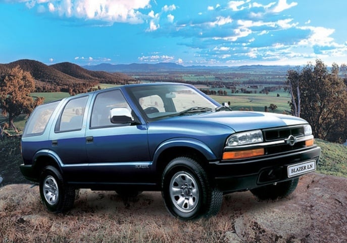 Opel Blazer 1997-2003. (Carswp)