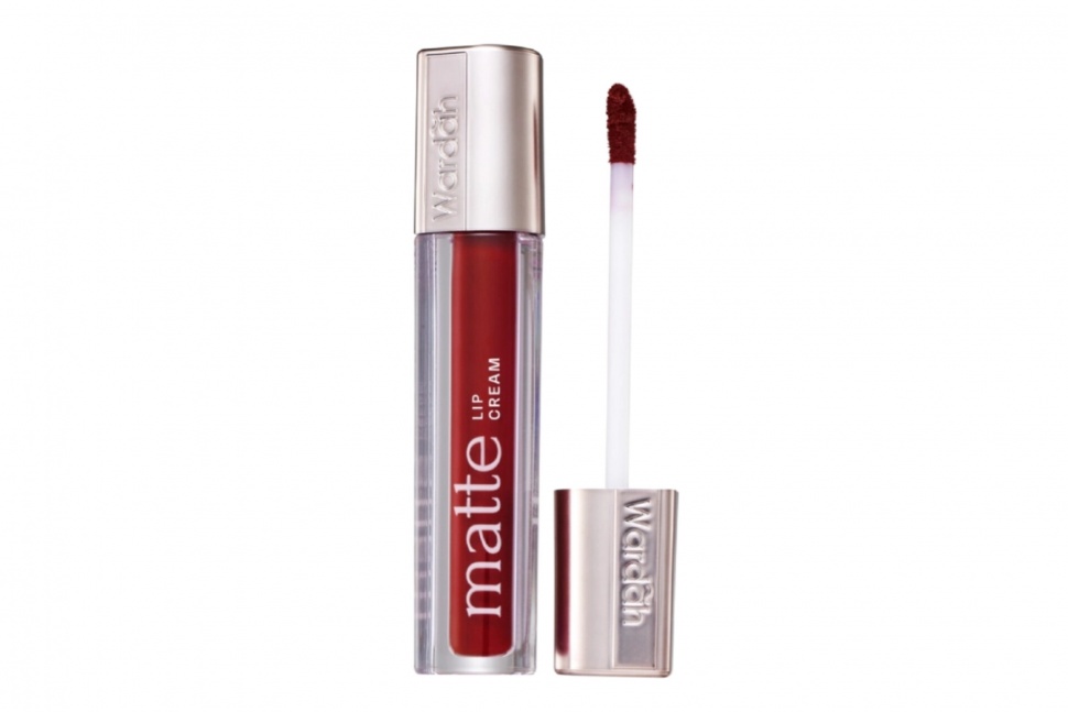 Wardah exclusive matte lip cream --- 13 fruit punch (wardahbeauty.com)
