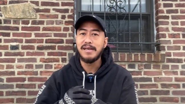 Pandji Pragiwaksono. (YouTube/ Pandji Pragiwaksono)