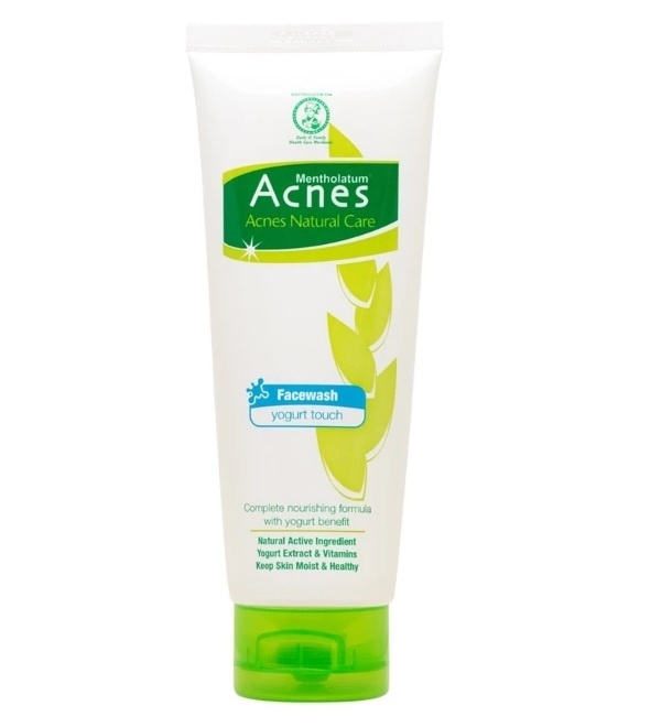 Acnes Natural Care Face Wash Nourishing Yogurt Touch (Shopee)