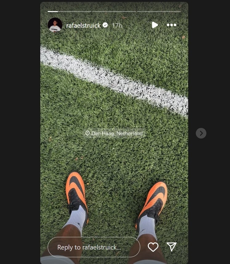 Resmi dilepas klub Australia, Rafael Struick kini mengabarkan dirnya sedang ada di Den Haag, Belanda. Postingan itu terjadi di tengah rumor kencang ia bakal gabung klub Liga 1. (Instagram/@rafaelstruick)