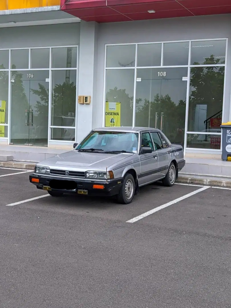 Honda Accord (1986). (OLX)