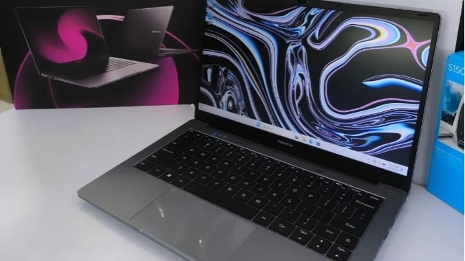 Laptop Advan Workpro. (Instagram/@laptop_surabaya)