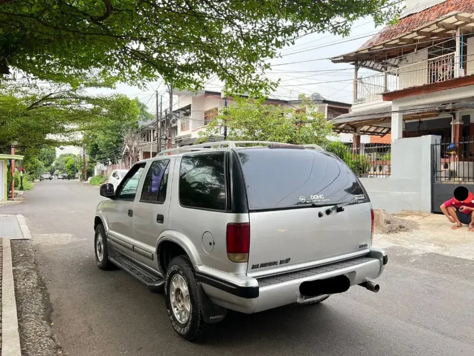 Opel Blazer (1997). (OLX)