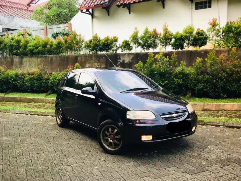 Chevrolet Aveo (2004). (OLX)