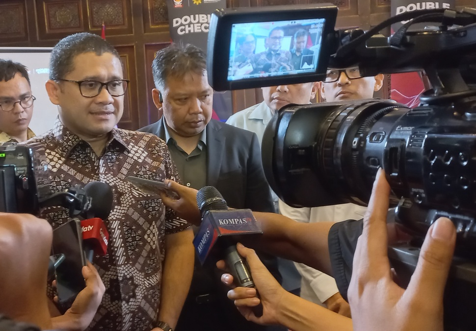 Direktur Jenderal Strategi Ekonomi dan Fiskal Kemenkeu, Febrio Nathan Kacaribu usai acara diskusi bertajuk "Stimulus Ekonomi Bisa Dongkrak Rakyat?" di Menteng, Jakarta, Sabtu (28/6/2025). Foto-Fadil, Suara.com