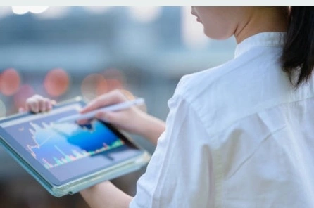 Aplikasi reksadana online seperti Bibit dan Bareksa terdaftar OJK jadi pilihan aman untuk pemula investasi modal kecil