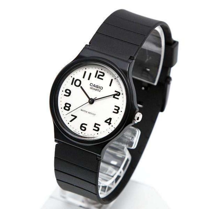 Jam tangan Casio MQ-24-7B2LDF. [Casio]
