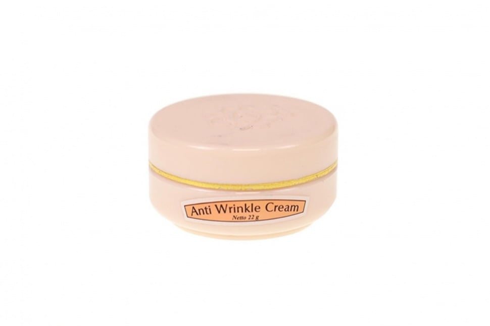 Produk Skincare Viva untuk Usia 40 Tahun Keatas (viva)