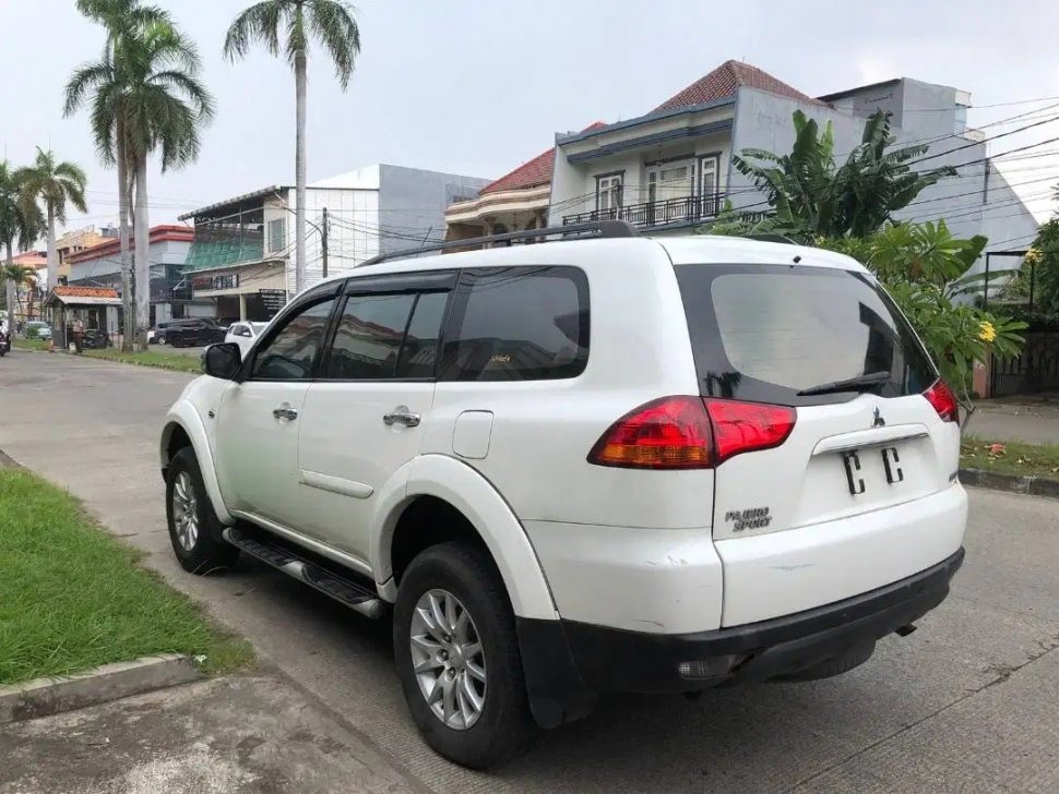 Mitsubishi Pajero Sport (2012). (OLX)