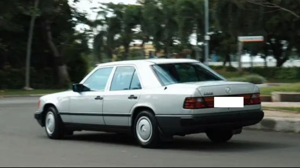 Mobil bekas sedan Eropa. (OLX)