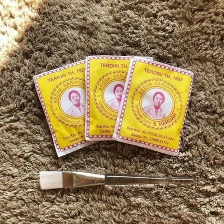 Rekomendasi bedak dingin - Bedak Saripohatji. (Shopee/Melati Abadi)