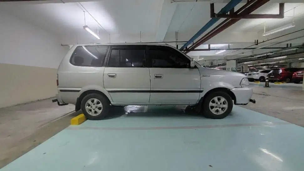 Daihatsu Xenia (2017). (OLX)