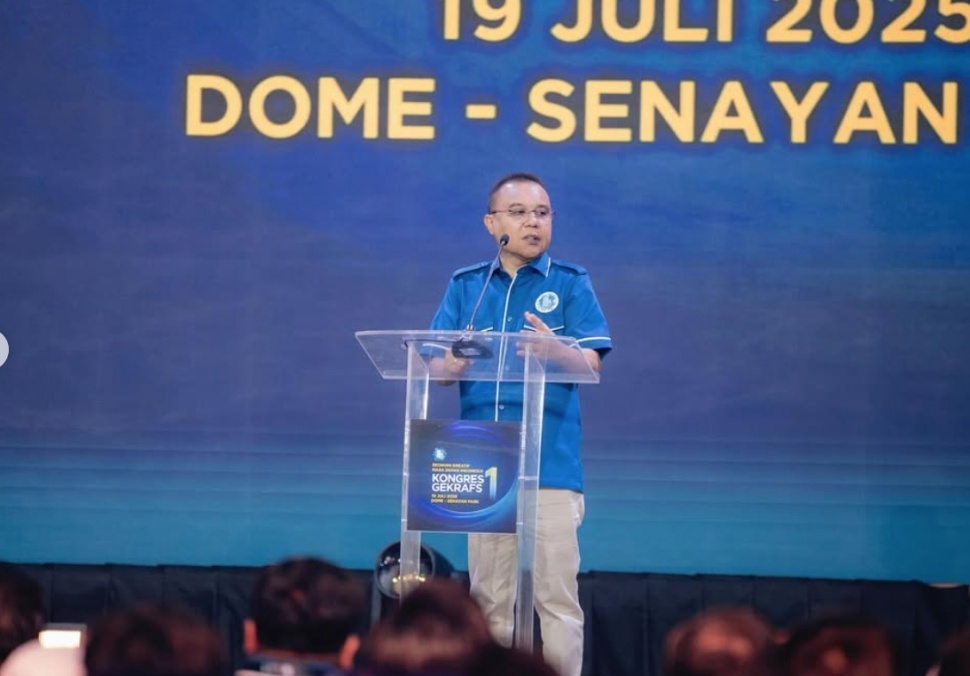 Ketua Dewan Penasihat DPP Gerakan Ekonomi Kreatif Nasional atau Gekrafs, Sufmi Dasco Ahmad, berpidato dalam kongres Gekrafs, Dome, Spark, Sabtu (19/7/2025).