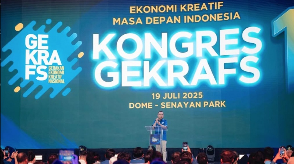 Ketua Dewan Penasihat DPP Gerakan Ekonomi Kreatif Nasional atau Gekrafs, Sufmi Dasco Ahmad, berpidato dalam kongres Gekrafs, Dome, Spark, Sabtu (19/7/2025). 