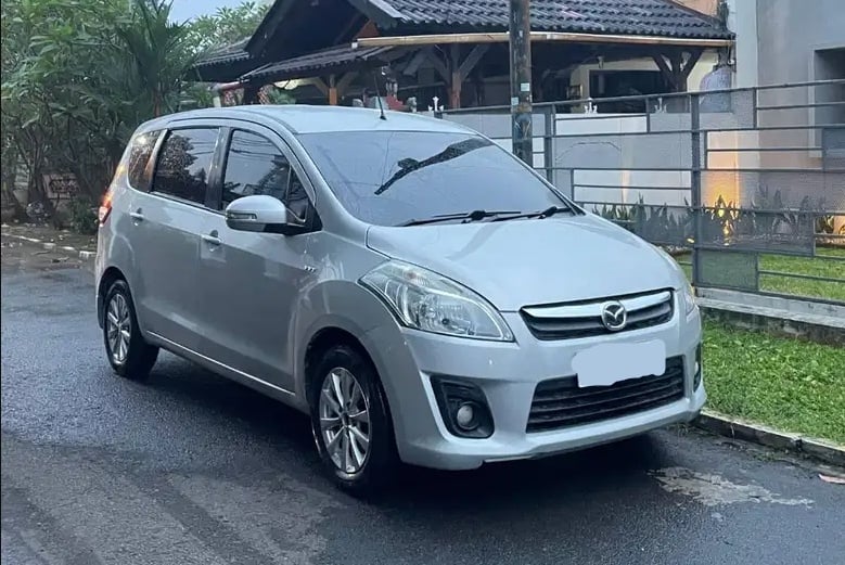Mazda VX1, mobil bekas untuk keluarga (OLX)