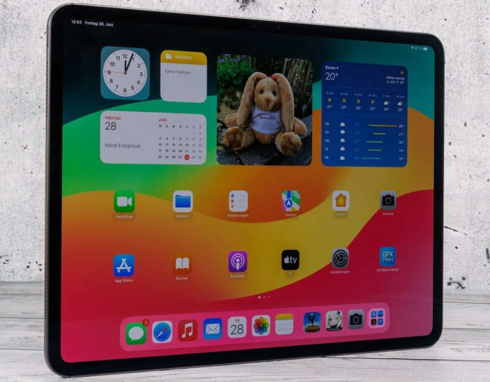 Ilustrasi iPad Pro 13 inci dengan Apple M4. (Notebookcheck)