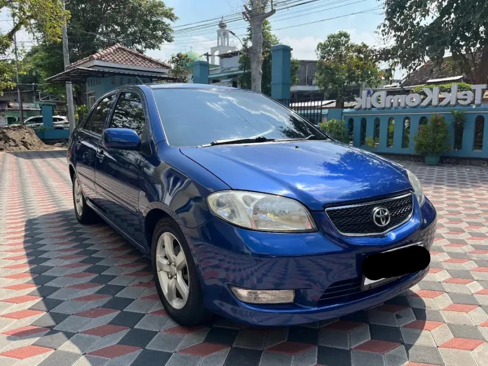 Toyota Vios (2003). (OLX)