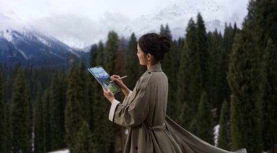 Ilustrasi penggunaan HUAWEI MatePad Pro 12.2” dirancang untuk menjadi kanvas digital ideal yang mampu menangkap setiap detail inspirasi dengan presisi. (Dok: Huawei)