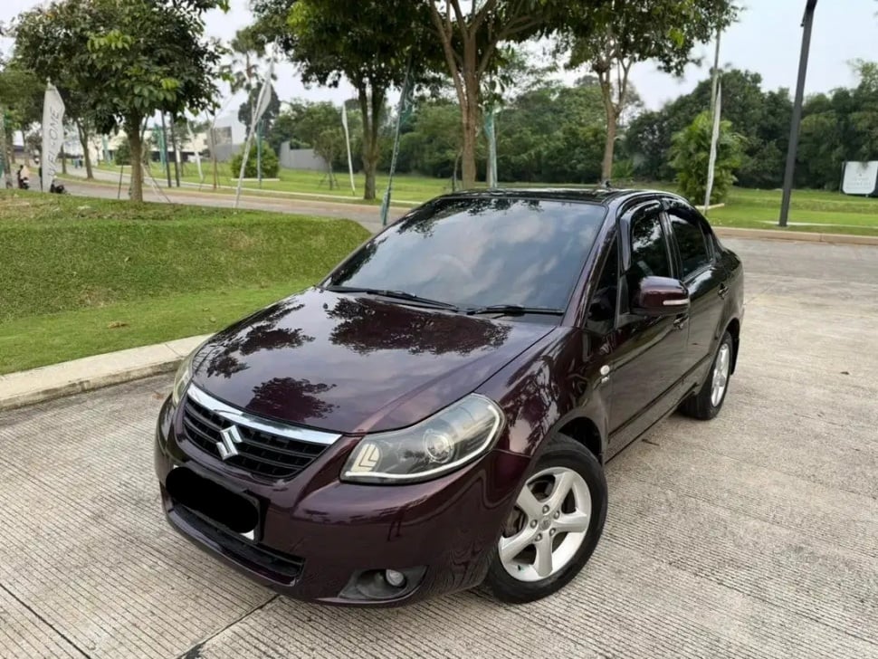 Suzuki Baleno (2008). (OLX)