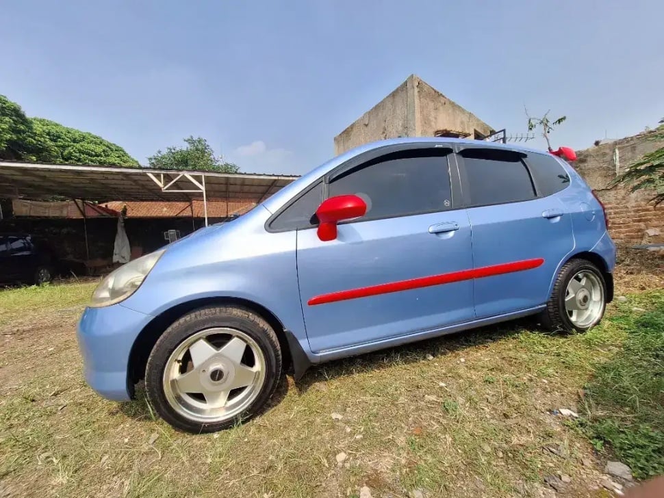 Honda Jazz (2004). (OLX)