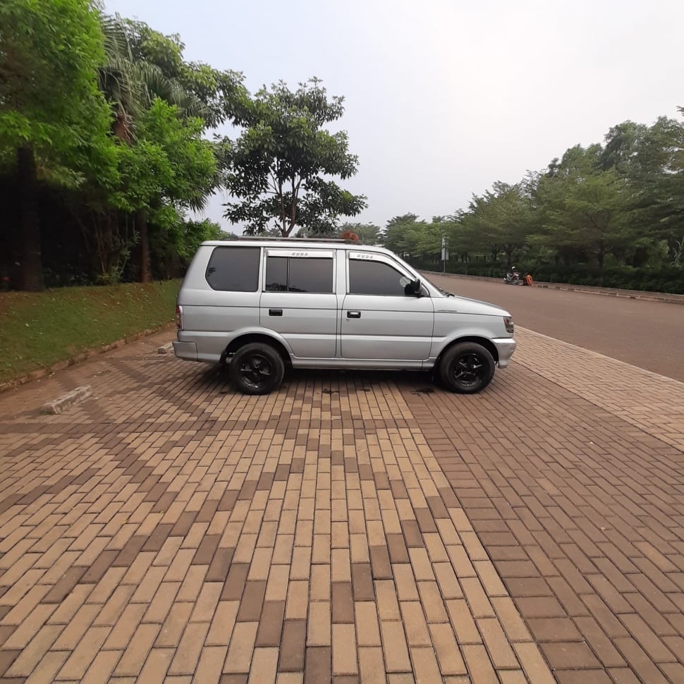 Mitsubishi Kuda (2001). (OLX)