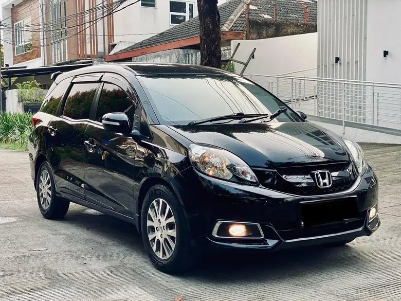 Mobil bekas Honda Mobilio. (OLX)