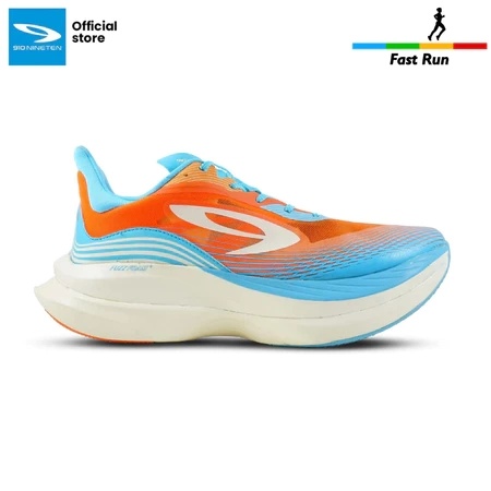 Sepatu karbon lokal. (Shopee)