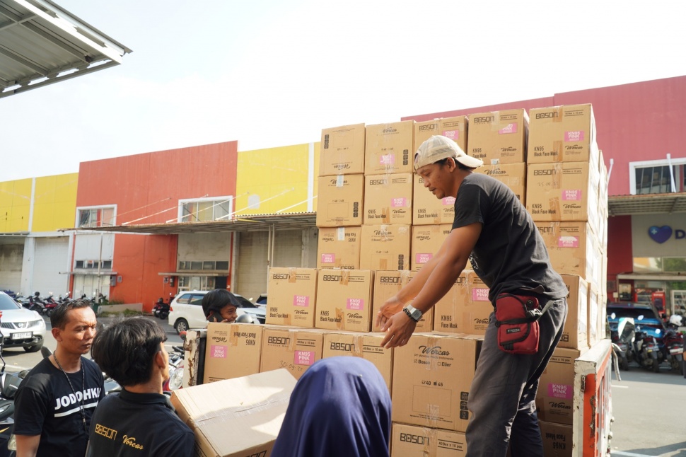 Bantuan masker medis dalam program Worcas Peduli. (Dok. Worcas)