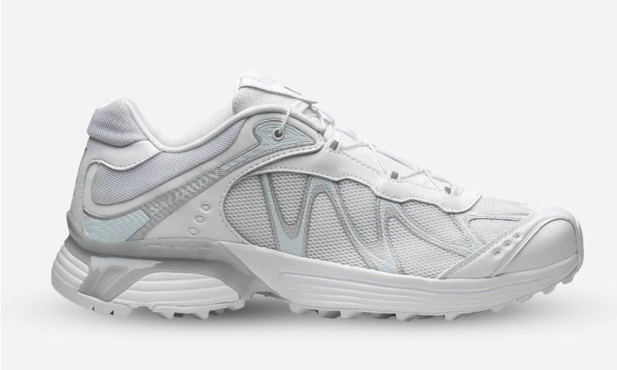 Sepatu Salomon (atmos.co.id)