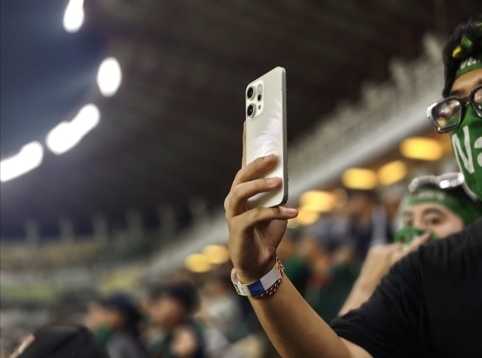 OPPO Reno14 Series abadikan momen BRI Super League. (Dok: Oppo)