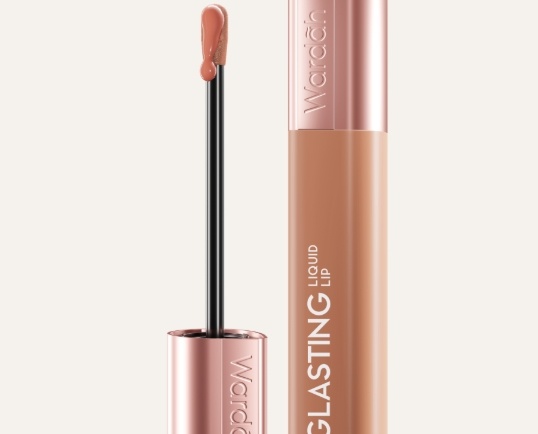 Wardah Glasting Liquid Lip. 