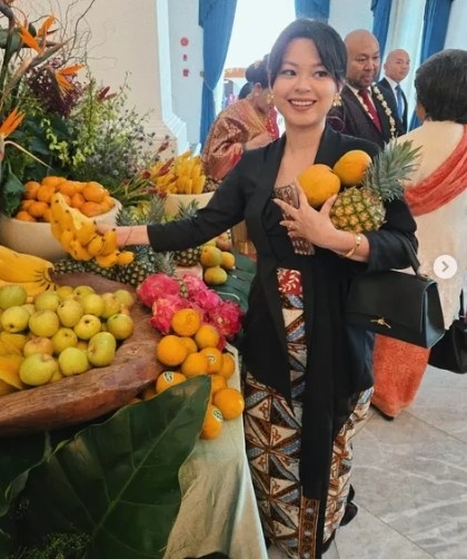 Gustika Jusuf Hatta pakai kebaya hitam saat HUT RI ke-80 [Instagram]